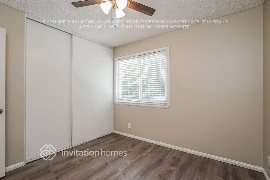 Building Photo - 27837 Ridgegrove Dr