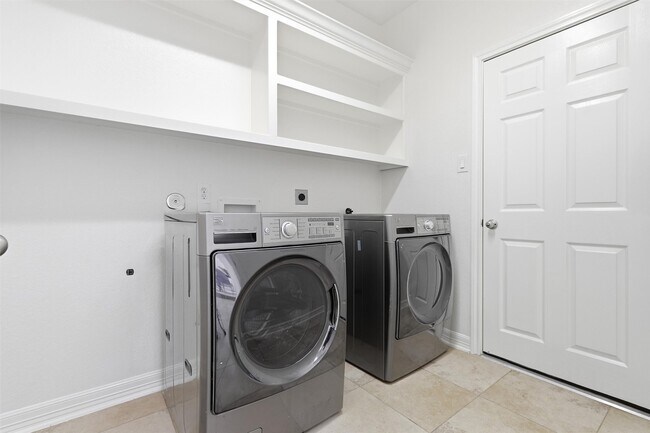 Building Photo - 16919 Talisker Ct