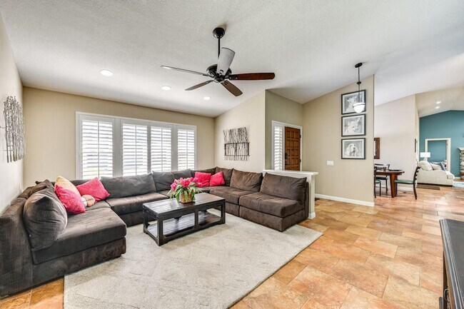 Building Photo - 1519 Via Hacienda