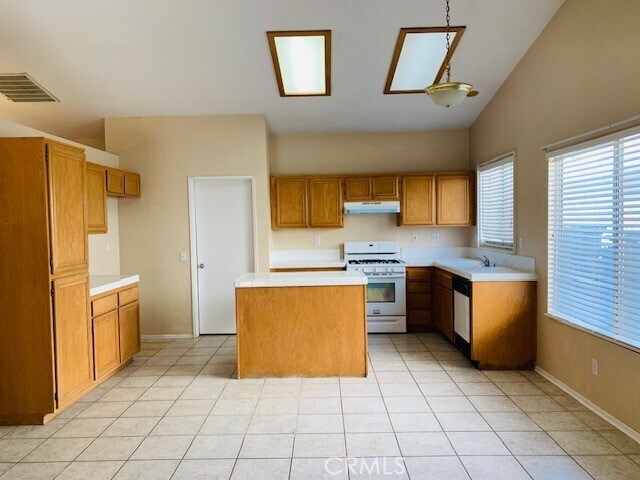 Building Photo - 13236 Fordham Cir