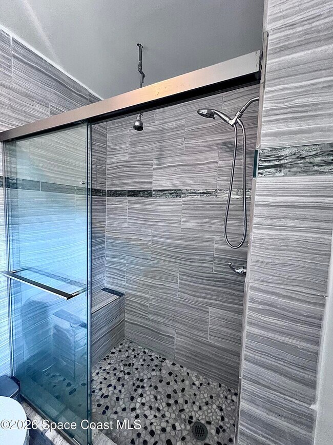 Building Photo - 1717 La Marche Dr