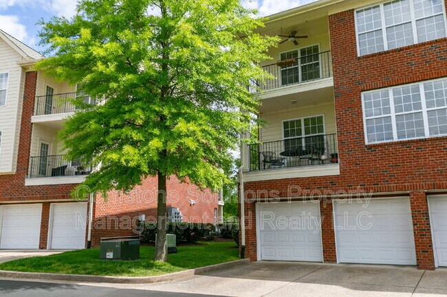 Building Photo - 3201 Aspen Grove Dr