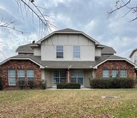 Building Photo - 611 Oriole Blvd