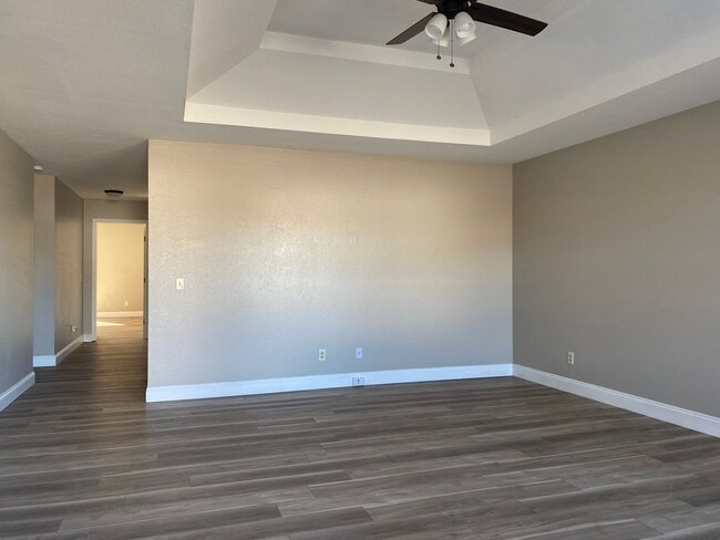 Building Photo - Remodeled 3 bedroom 2 full bathroom 2 car garage patio home