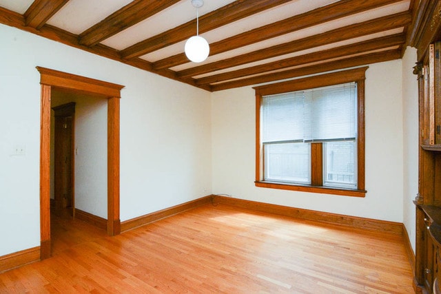 Building Photo - 4060 N Sheridan Rd