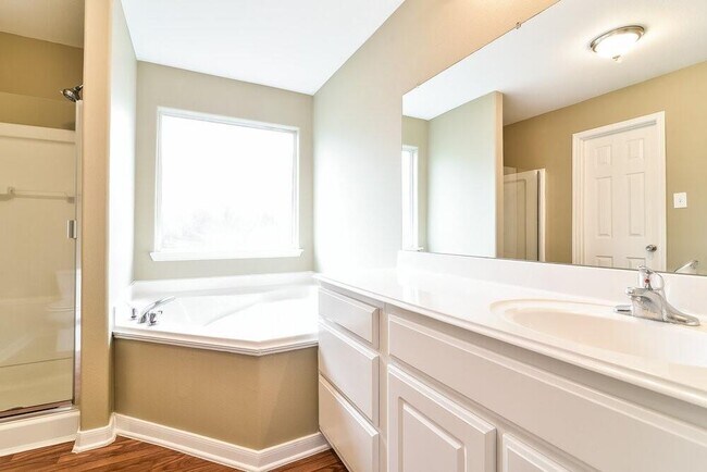Building Photo - 28918 W Pecos River Ct