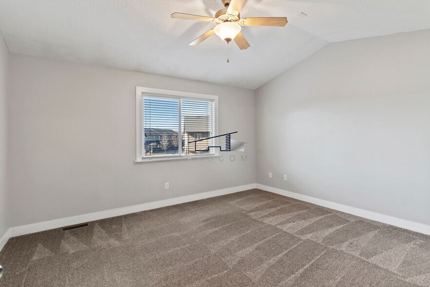 Building Photo - 2071 W Madie Ln