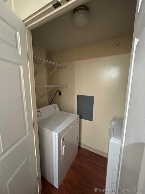 Building Photo - 488 Bedford St