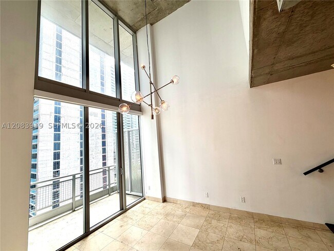 Building Photo - 690 SW 1st Ct