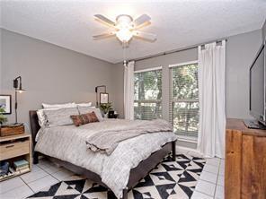 Building Photo - 8121 Ceberry Dr