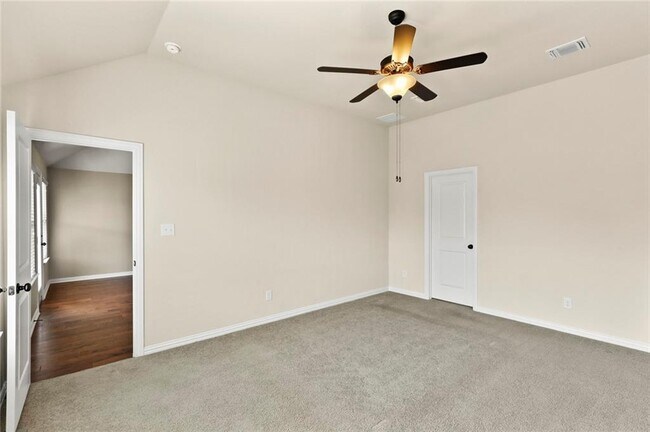 Building Photo - 2913 Consuelo Wy