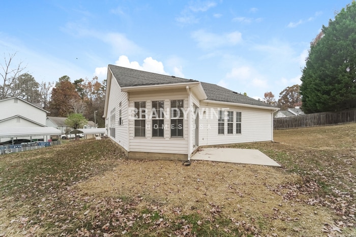 Building Photo - 5831 Silver Eagle Dr