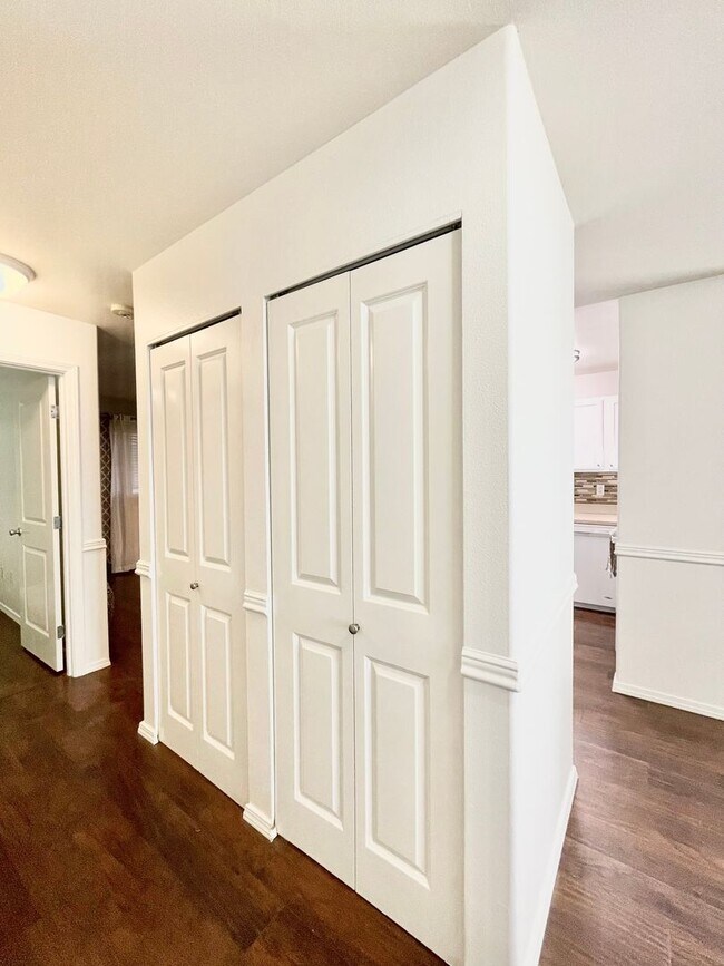 Building Photo - UPPER WEST SIDE- Villas at Kahana Ridge -3 bedroom/2 Bath- Semi Furnished Condo