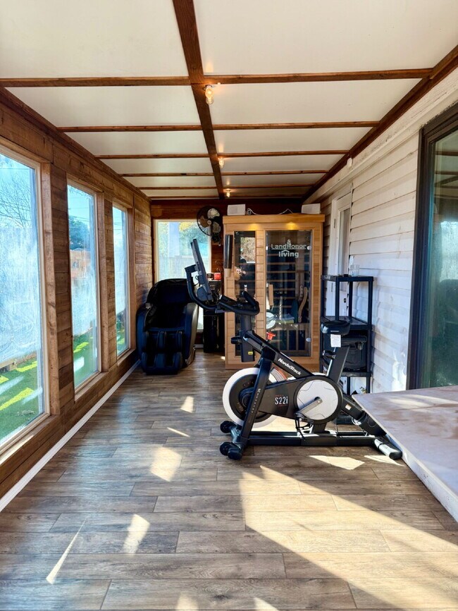 Building Photo - A Standard of Excellence in Tech Terrace!