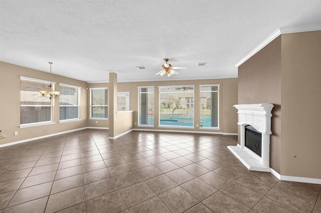 Building Photo - 18126 Billabong Crescent Ct