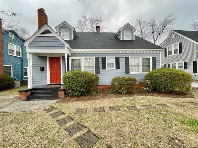 Building Photo - 1312 Summit Ave