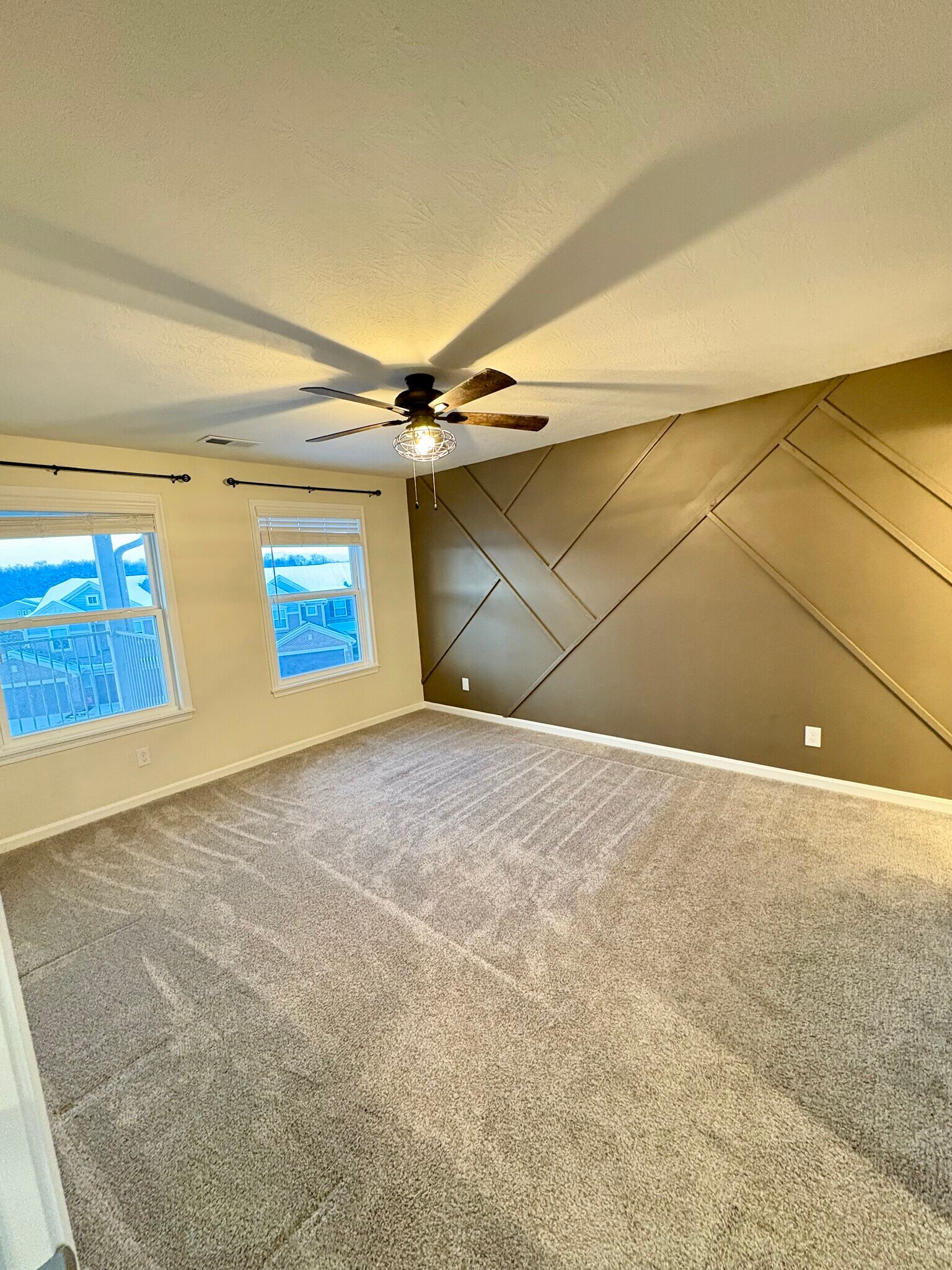 Building Photo - 7568 Woodhaven Ct