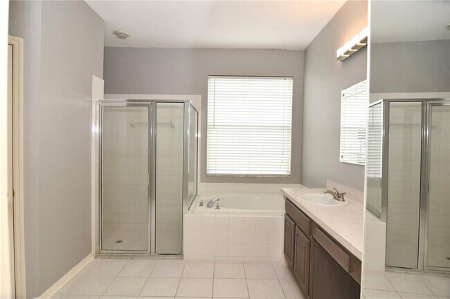 Building Photo - 27037 Palmbrook Ct