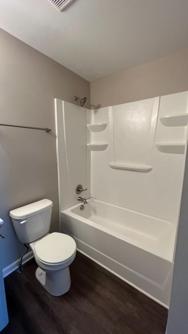 Building Photo - 724 Commerce St