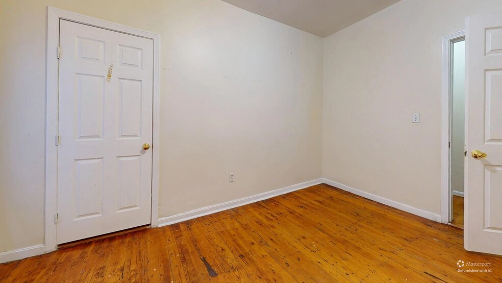 Building Photo - 15 Langdon St