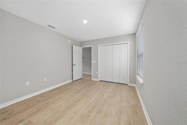 Building Photo - 445 Silverbell Trl