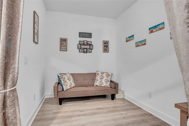 Building Photo - 324 Gypsy Palace Ln