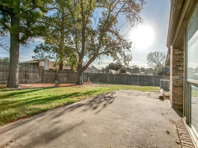 Building Photo - 209 Ginger Ln