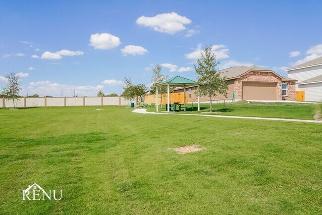 Building Photo - Coming Soon!