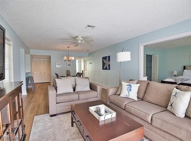 Building Photo - 303 Wexford Terrace