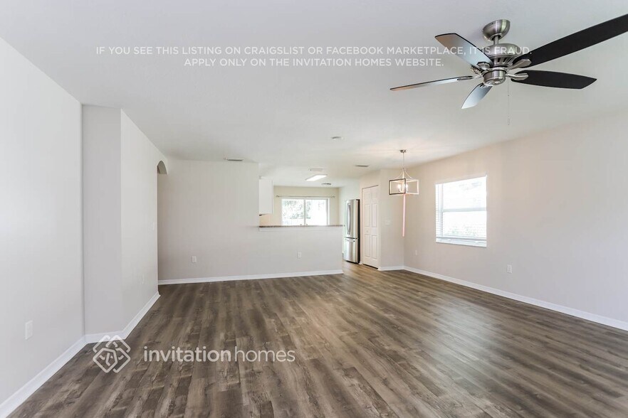 Building Photo - 11118 Hidden Breeze Dr