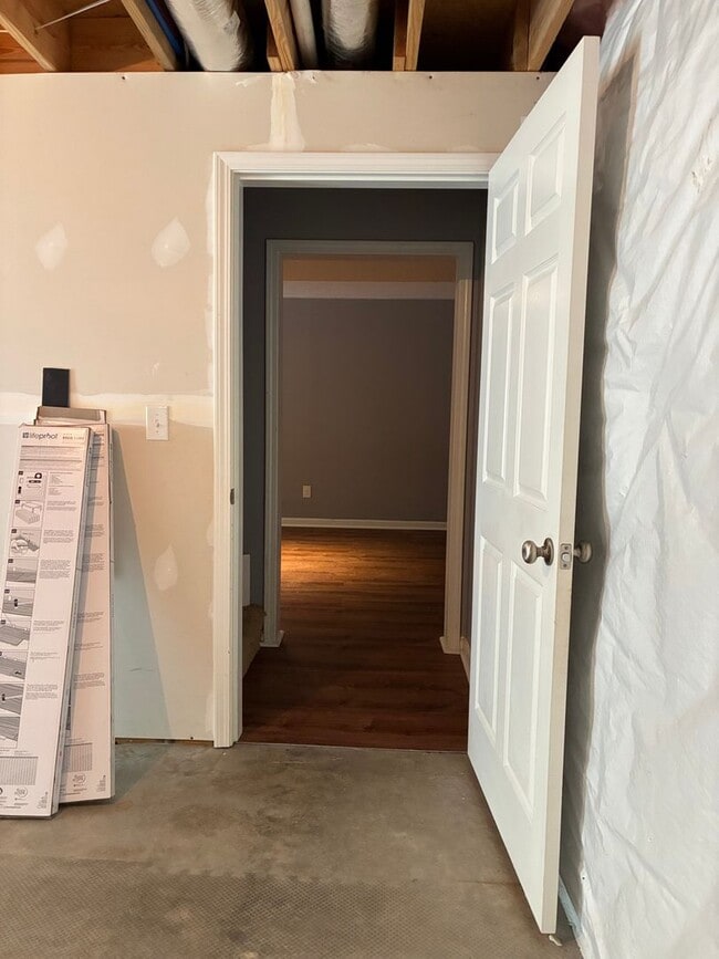 Building Photo - **ELIZABETHTOWN INDEPENDENT SCHOOL DISTRICT**