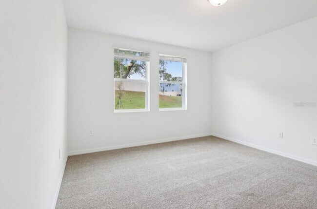 Building Photo - 2310 White Tail St