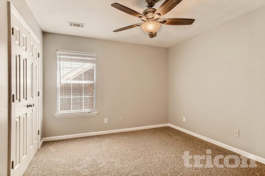 Building Photo - 7617 Pleasantville Way