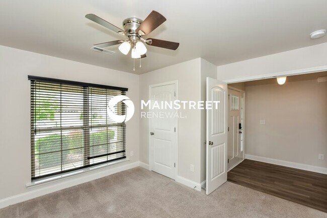 Building Photo - 3 Bedroom Pet-Friendly Home in HARVEST, AL with Main Street Renewal