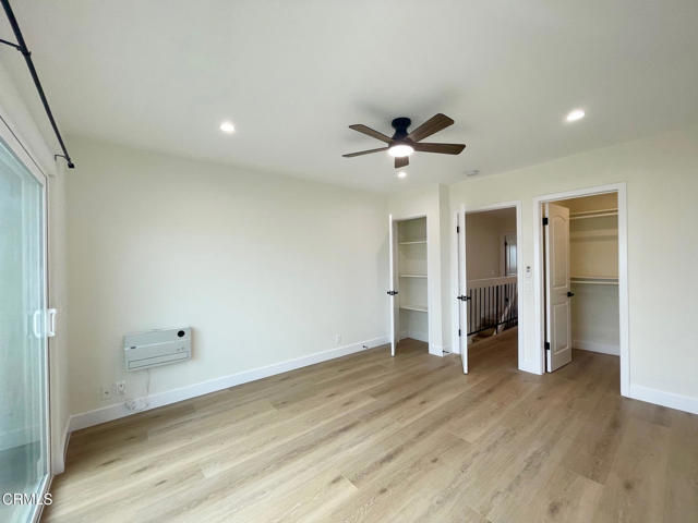 Building Photo - 208 E Surfside Dr