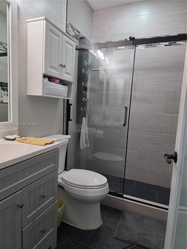 Building Photo - 4972 SW 127th Ave