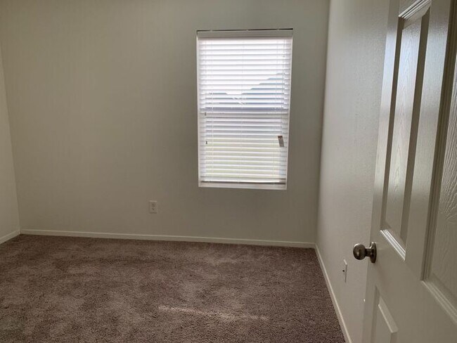 Building Photo - FOUR BEDROOM | TWO BATHROOM