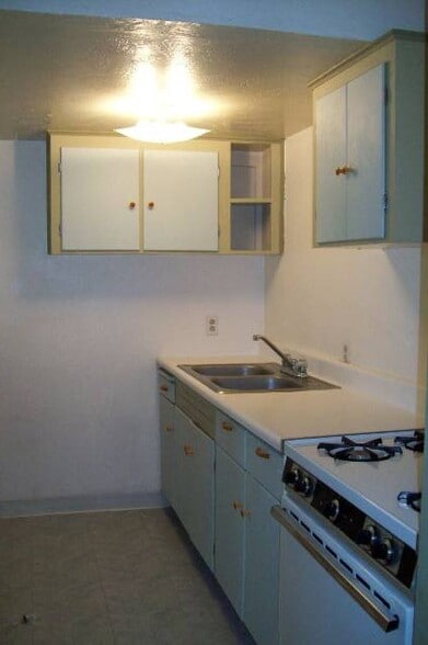 Building Photo - 1214 S Roosevelt St