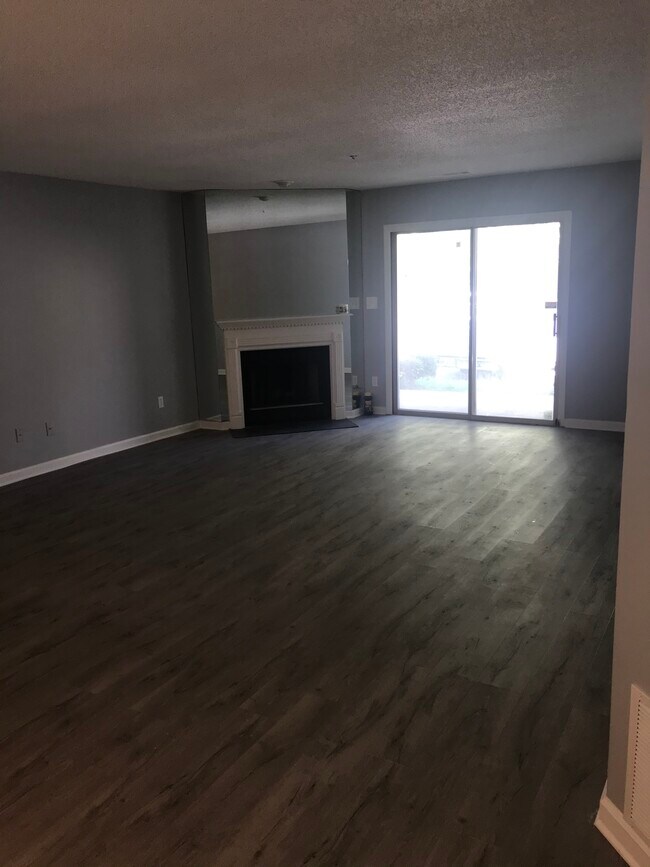 Building Photo - 712 Ridge Creek Dr