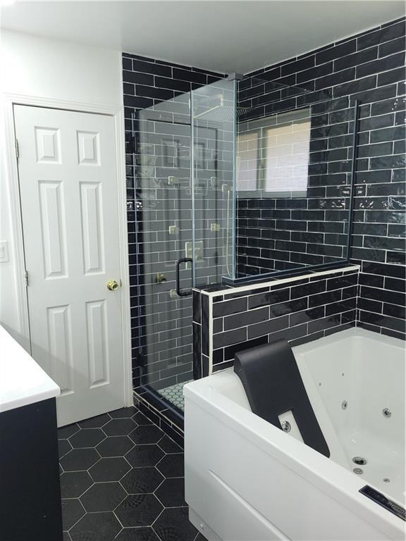 Building Photo - 6685 Hearth Ct