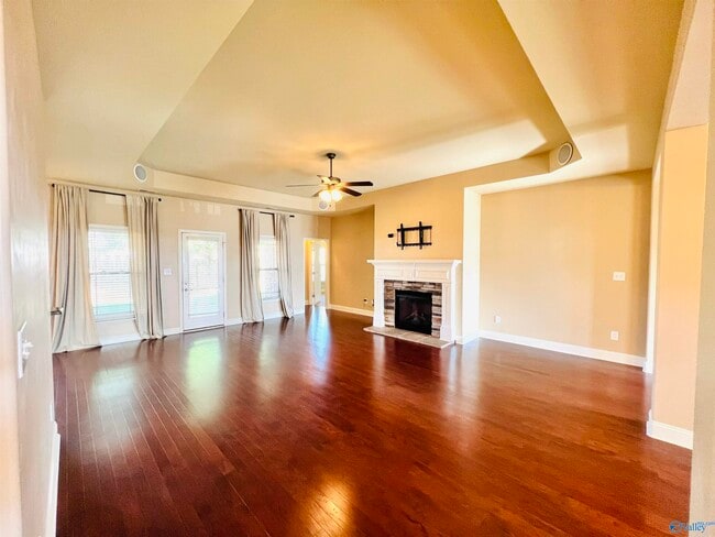 Building Photo - 630 Summer Cove Cir NW