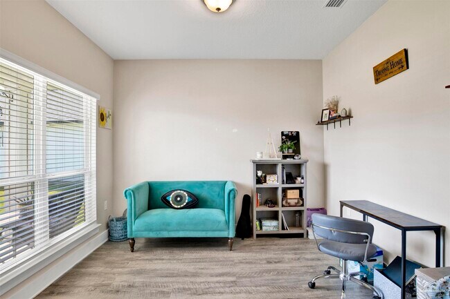 Building Photo - 5789 Conley Ct