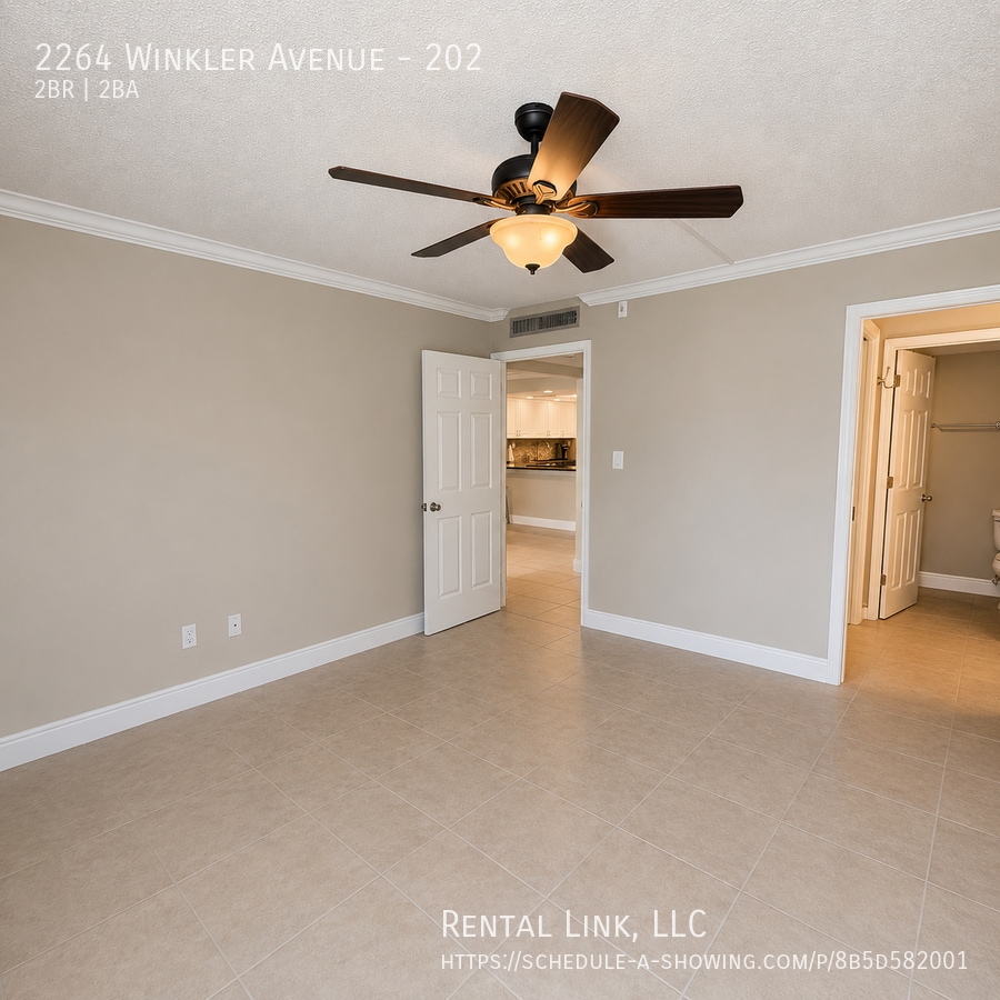 Building Photo - 2264 Winkler Ave