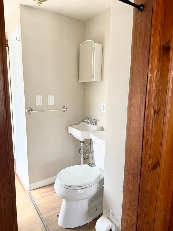 Building Photo - 1928 Macklind Ave