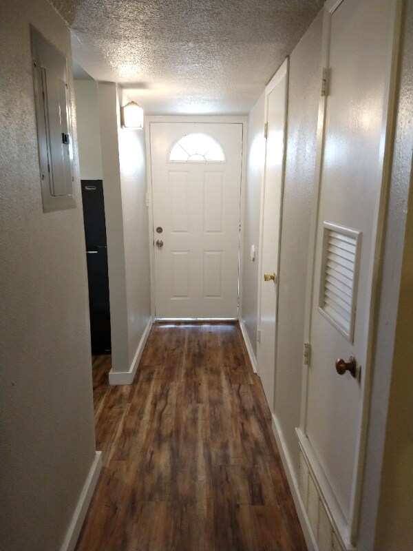 Building Photo - 911 Vance Jackson Rd