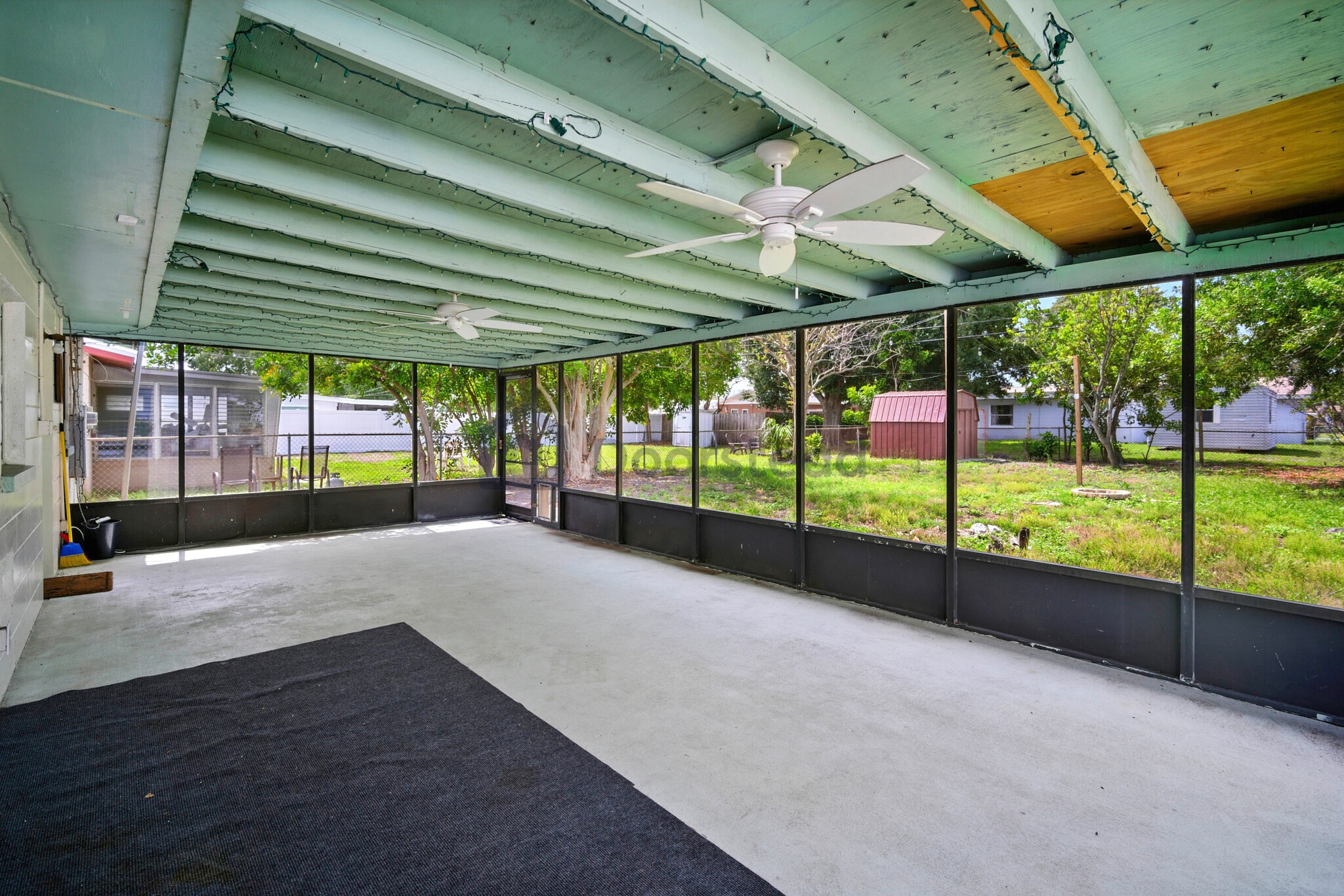 Building Photo - 760 86th Ave N