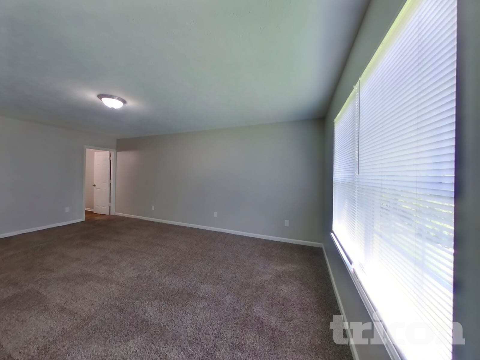 Building Photo - 1833 Murdoch Dr