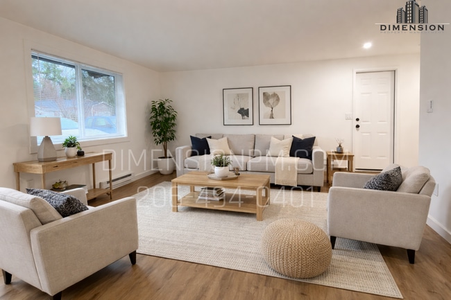 Building Photo - 101st Duplex