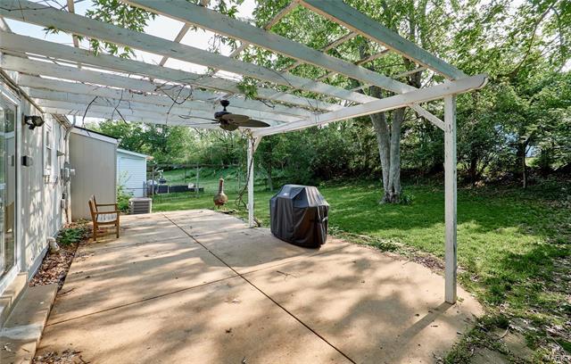 Building Photo - 708 Whitewillow Ln