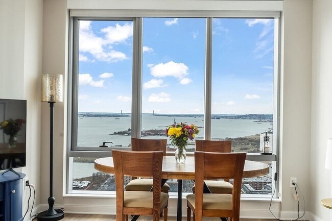 Building Photo - 25 Christopher Columbus Dr